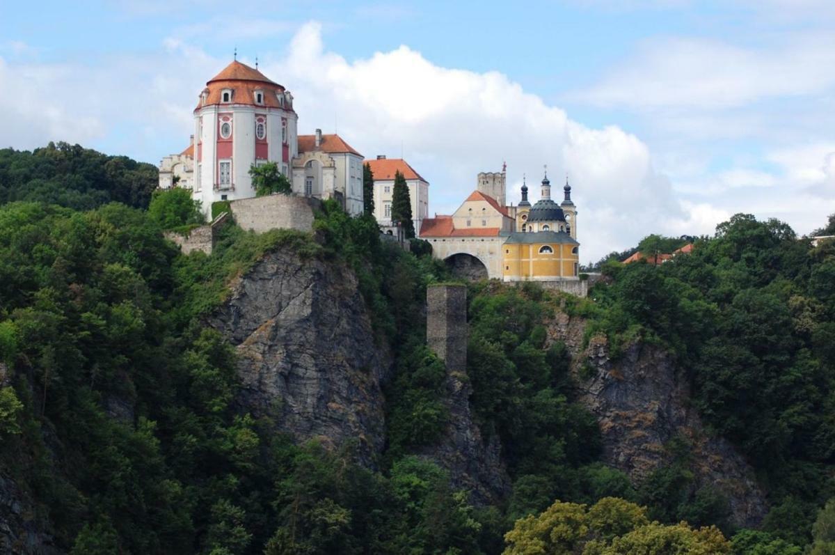 Garden Apartments Znojmo Exterior photo